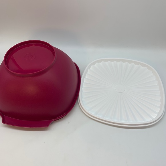 Tupperware Classic Servalier Bowl Set of 5 - Picture 7 of 16